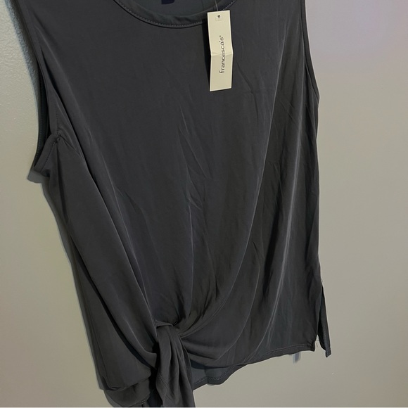 Francesca’s Tank Top - Picture 3 of 5